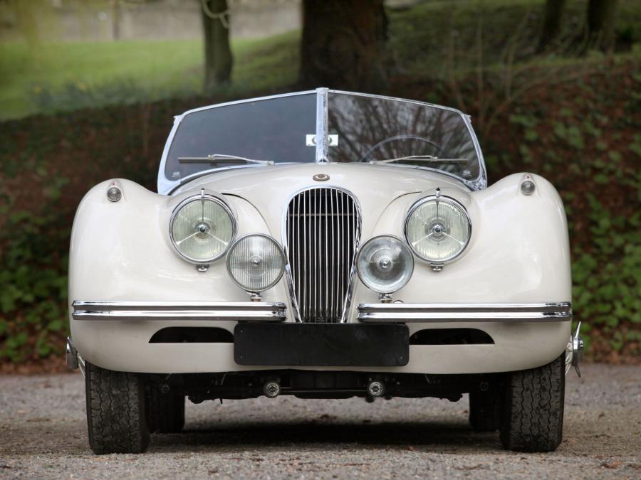  Jaguar XK120 Roadster 1950 года  (фото 3 из 24)